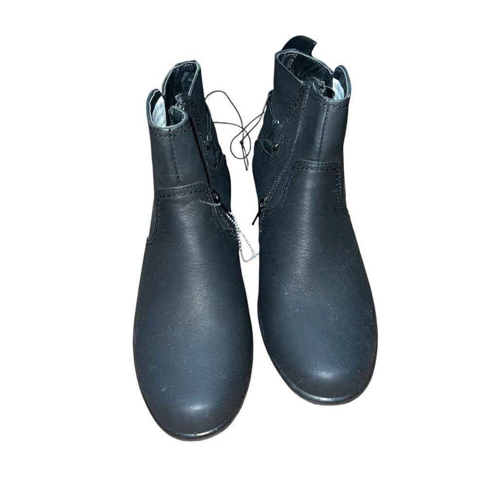 NWT EASY STREET Somber Black Heeled Bootie Size 8.5 - Picture 2 of 5